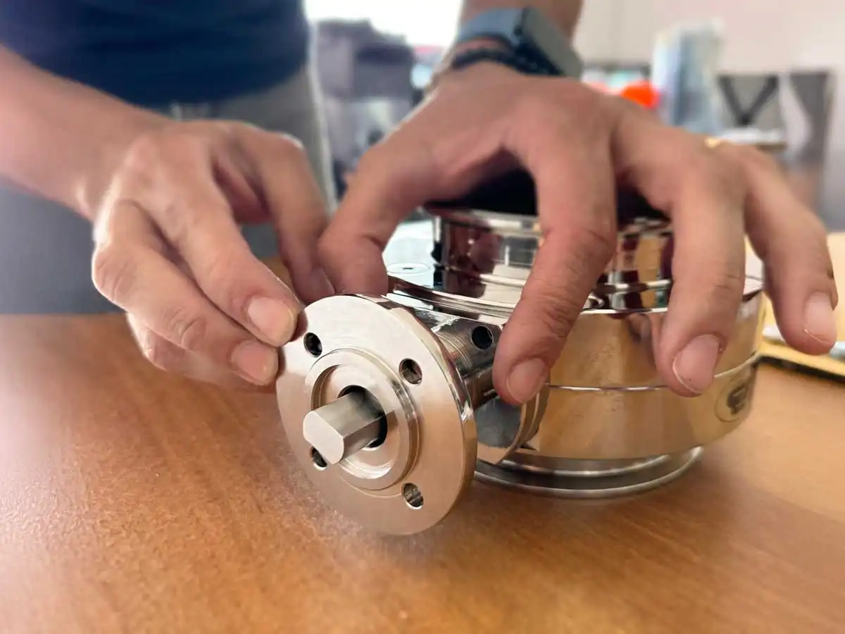 progettazione-macchinari-inox-su-misura